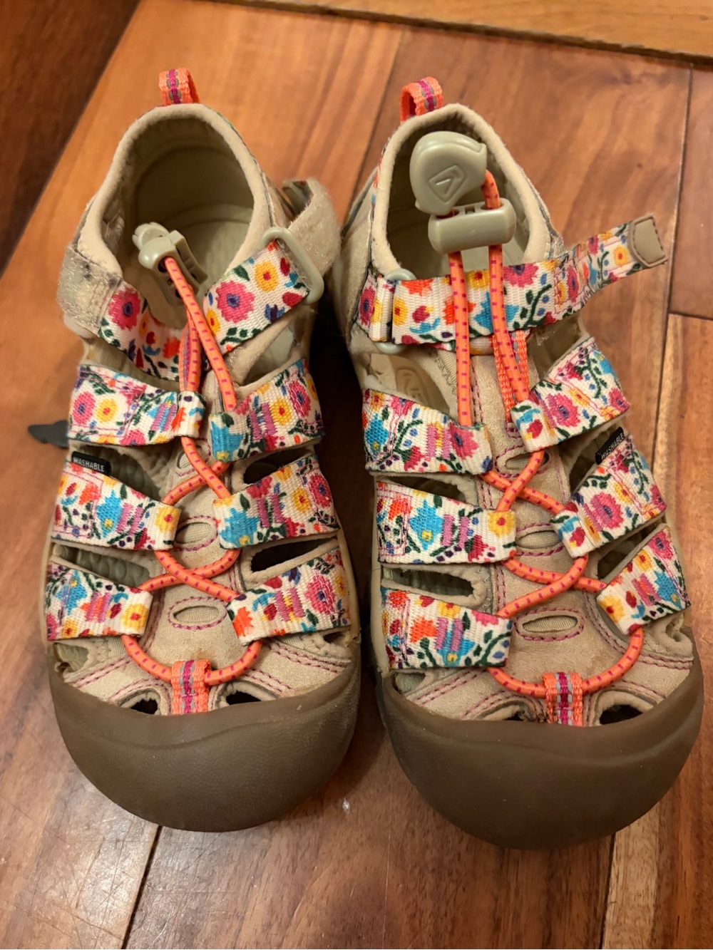Keen Kids Floral Water Shoes in Beige, Brown and Multicolor